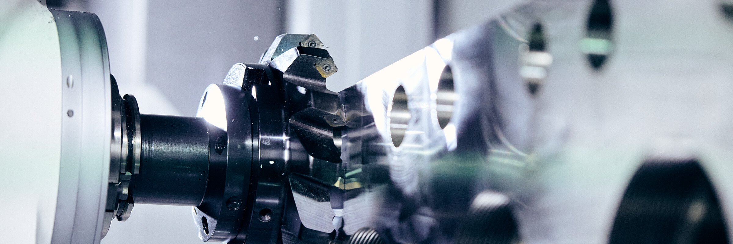 【兆恒機械】CNC加工與傳統(tǒng)的機械加工有哪些區(qū)別？