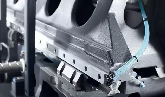 【兆恒機(jī)械】加工中心如何直接刀？